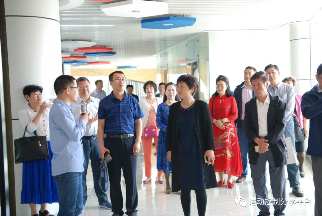 唐山市政協(xié)副主席、民進(jìn)唐山市委主委王福燕一行蒞臨常州固高智能裝備協(xié)同創(chuàng)新中心參觀指導(dǎo)
